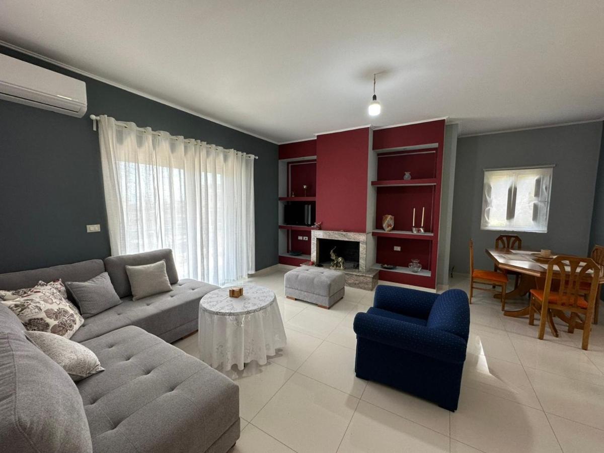 סרנדה Comfy Hill Apartments מראה חיצוני תמונה