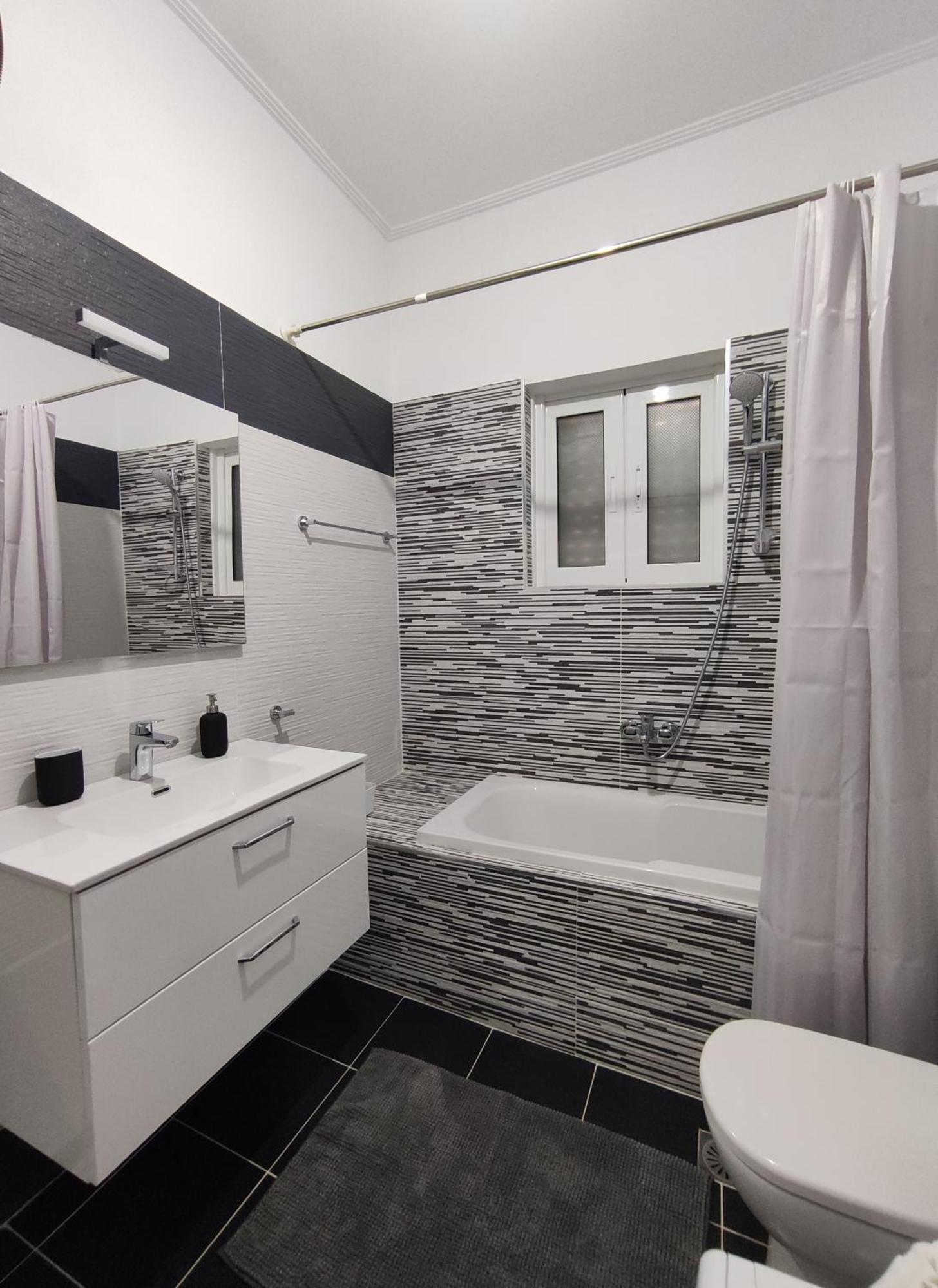 סרנדה Comfy Hill Apartments מראה חיצוני תמונה